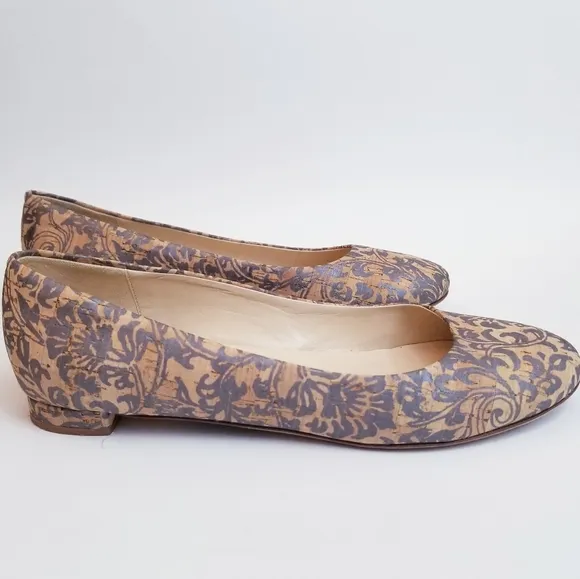 Marchez Vous Natural Cork Flats, Size