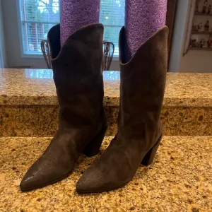 Marsell Brown Suede Cowboy Western Style Boots 37.5 US 7.5 Low Block Heels