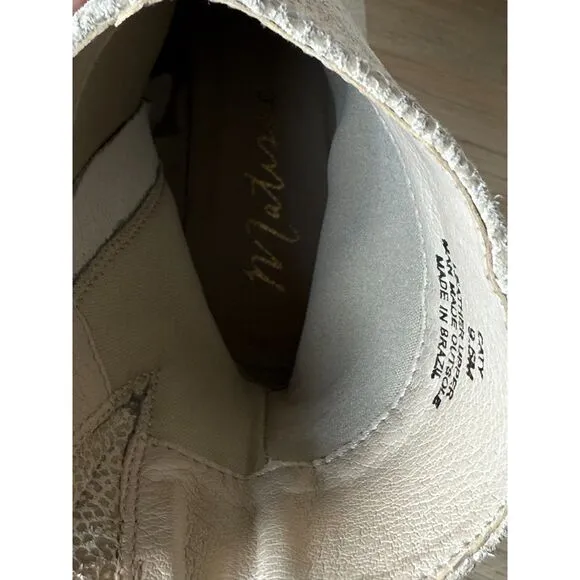 Matisse Women's Size 9.5M Cream Caty Ankle Booties Block Heels Side Zip