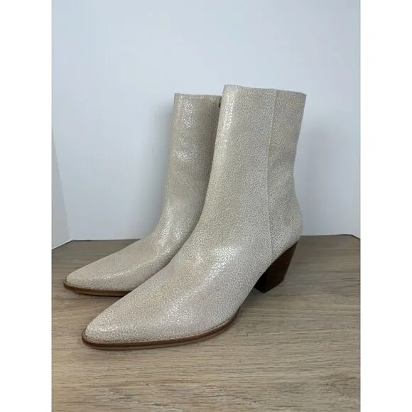 Matisse Women's Size 9.5M Cream Caty Ankle Booties Block Heels Side Zip