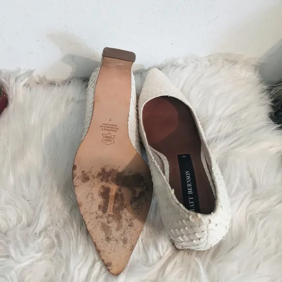 Matt Bernson Beige Croc Leather Pumps - Anthropologie
