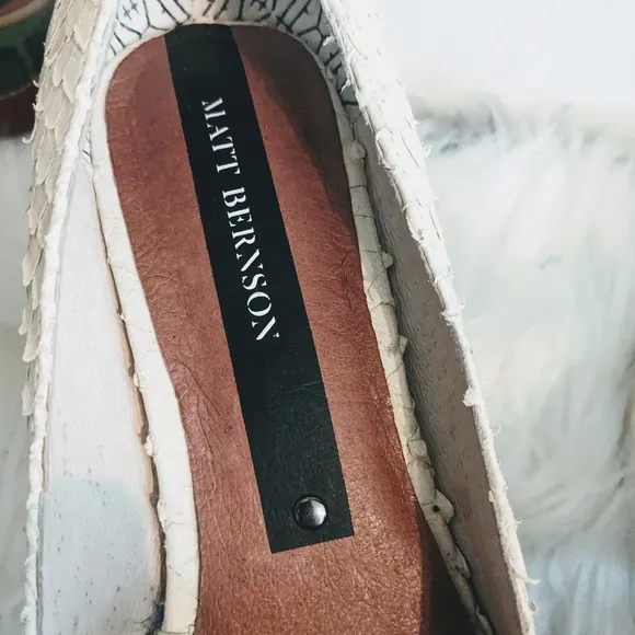 Matt Bernson Beige Croc Leather Pumps - Anthropologie