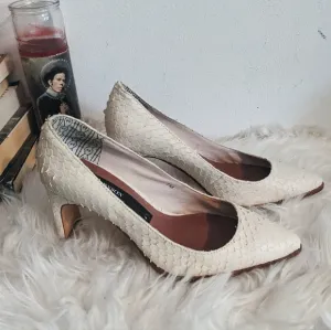 Matt Bernson Beige Croc Leather Pumps - Anthropologie