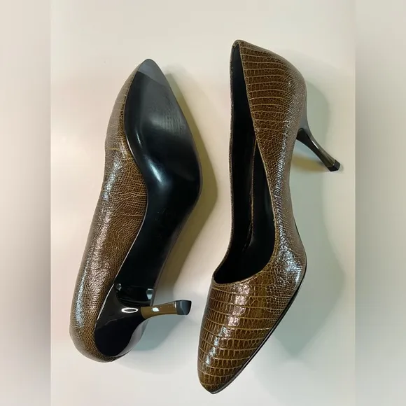 Max Mara Shoes Pumps Almond Toe Embossed Leather Brown Size 7