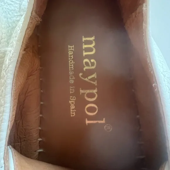 Maypol leather casual tennis shoes