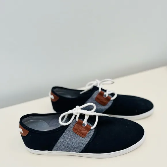 MEN’S ARMISTICE DRONE ONE CLOUD SNEAKER IN BLUE-MARINE W/ LEATHER DETAIL