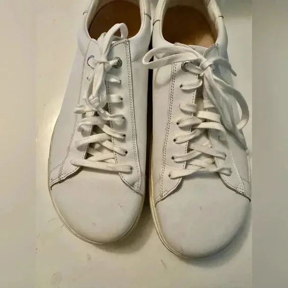 Men’s Birkenstock white leather athletic casual shoes Sz 45