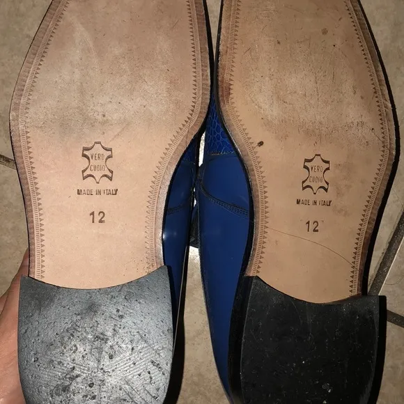 mens blue leather shoes NWOT