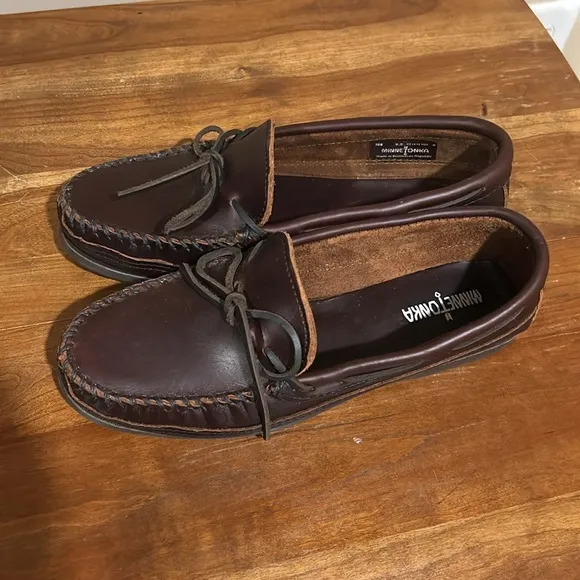 Men’s Minnetonka leather loafers. Size 9-1/2. These are new without box