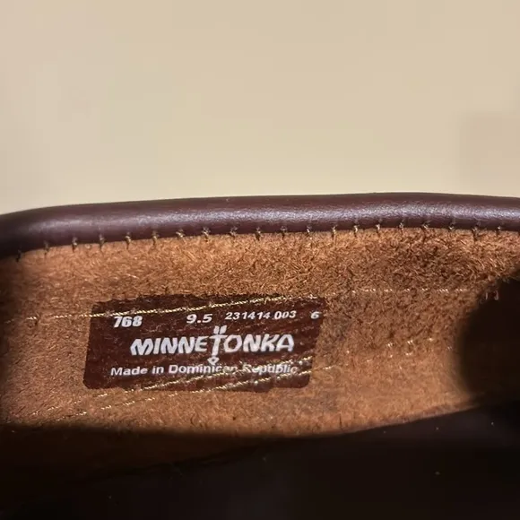 Men’s Minnetonka leather loafers. Size 9-1/2. These are new without box