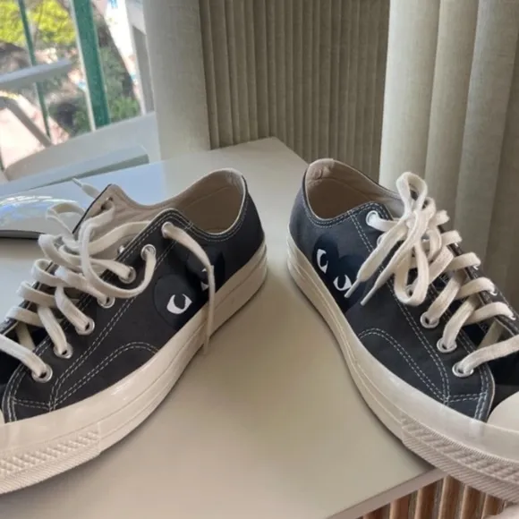 Men’s size 10 Converse COMME DES GARCONS Play X Chuck 70’s low steel gray shoe.