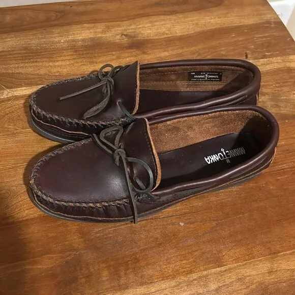 Men’s Minnetonka leather Moccasins Size 9-1/2. These are new without box