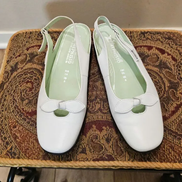 Mephisto Women's White Leather Bow Flats Size 8
