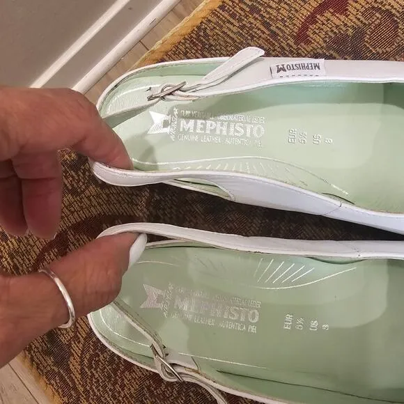 Mephisto Women's White Leather Bow Flats Size 8