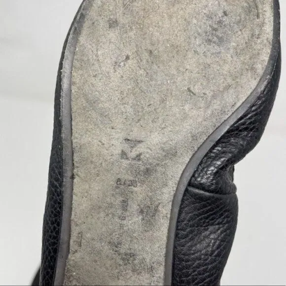 Mercedes Castillo womans black leather ballerina flats BoxE