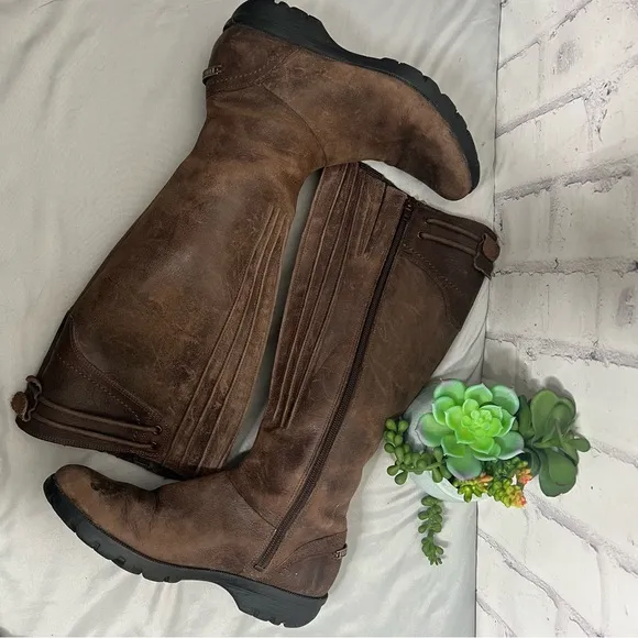 Merrell Vera Peak Riding Boots In espresso