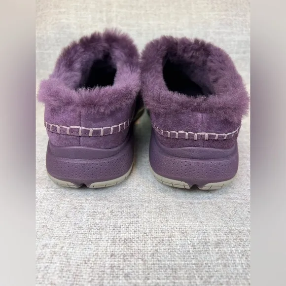 Merrell women’s Encore Ice 5 Moccasins Purple Size 9 slip on comfort shoes