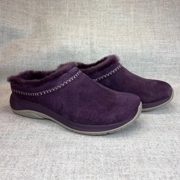Merrell women’s Encore Ice 5 Moccasins Purple Size 9 slip on comfort shoes