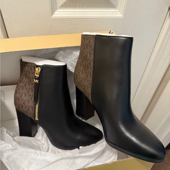 Michael Kors Britt Heeled Bootie - size 5.5