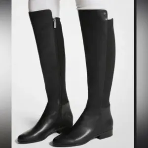 Michael Kors Bromley NWOT Flat Riding Boots Black Knee High Size 5