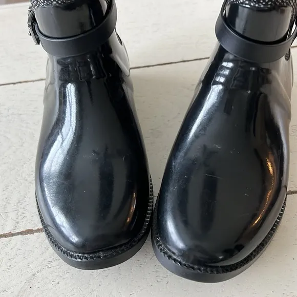 Michael Kors Harness Black &amp; White Print Knee-High Tall Rubber Rain Boots Size 7