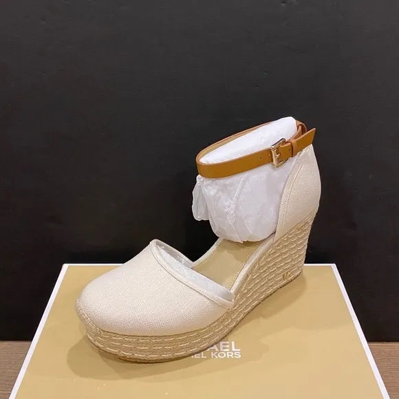 Michael Kors Kendrick Cream Espadrille Wedges Canvas Sandals Shoes Heels NEW