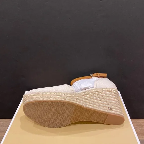 Michael Kors Kendrick Cream Espadrille Wedges Canvas Sandals Shoes Heels NEW
