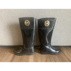 Michael Kors Knee High Shiny Black Rain Boots Almond Toe Gold Logo Womens Size 7