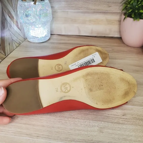 MICHAEL KORS leather ballet flats MK Women's Size 7 Buckle Gold Tones *
