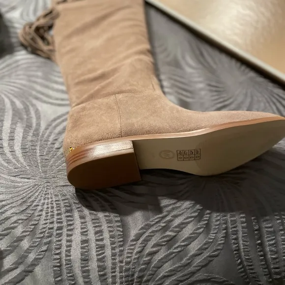 Michael Kors Rhea Flat Boots NWOT