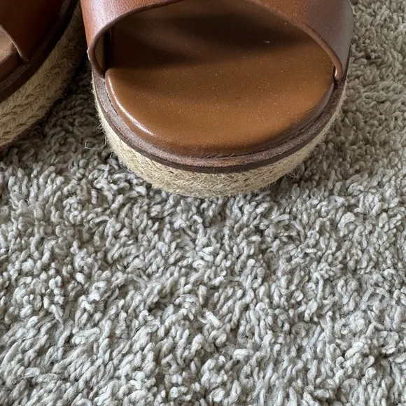 Michael Kors womens Darby Sandals Women's Brown Strappy Sandals leather size 10