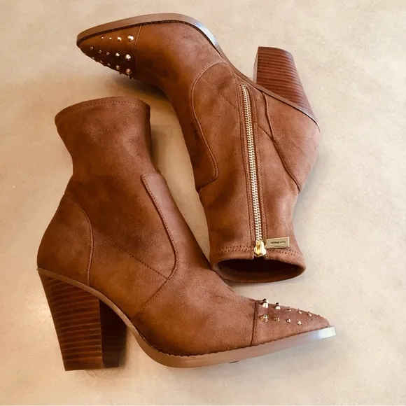 MICHAEL MICHAEL KORS Dover Studded Faux Suede Boots Size 9