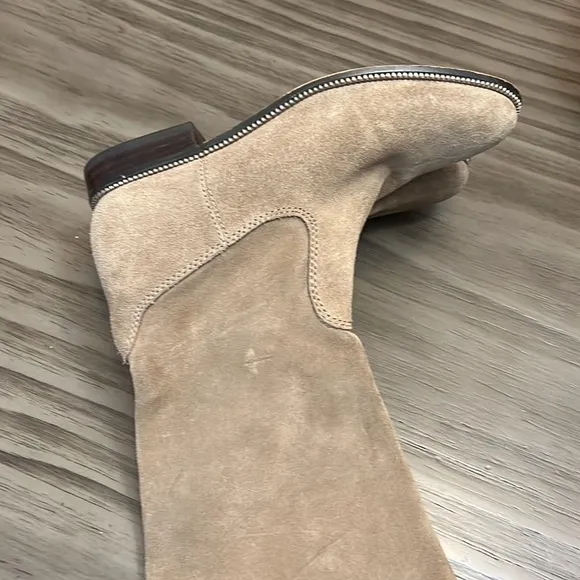 MICHAEL MICHAEL KORS FLAT BOOT TAN SUEDE 6.5