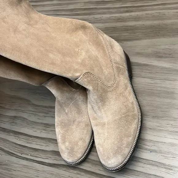 MICHAEL MICHAEL KORS FLAT BOOT TAN SUEDE 6.5