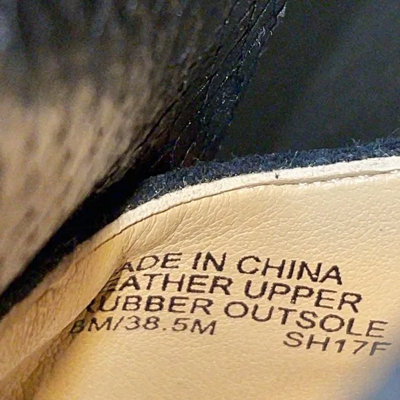 Michael Michael Kors Gloria Kiltie Chunk Heel Suede Shoes.  Size 8.