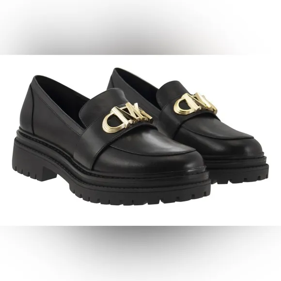 MICHAEL Michael Kors NWOT Upper Leather Moccasin Shoes with gold hardware.