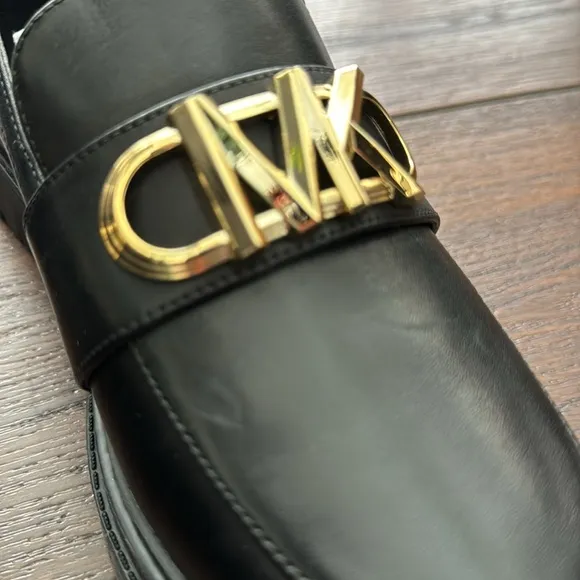 MICHAEL Michael Kors NWOT Upper Leather Moccasin Shoes with gold hardware.