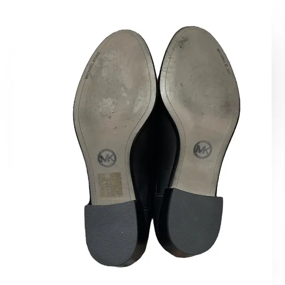 MICHAEL Michael Kors Shaw Flat Leather Short Heel Chelsea Boots (size 8.5)
