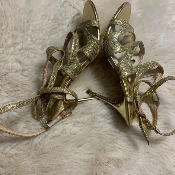 Michael Kors  Yvonne Gold glittered strappy heels size 8