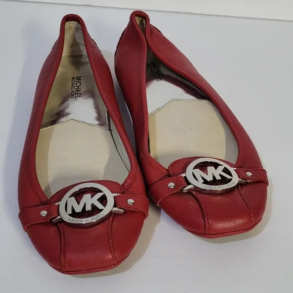 Micheal Kors Leather Fulton Flats Size 9