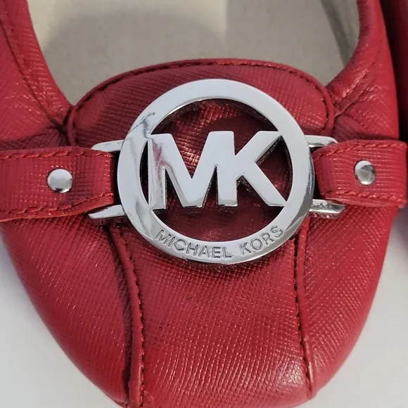 Micheal Kors Leather Fulton Flats Size 9