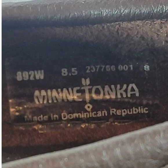 Minnetonka 892 MOOSEHIDE CLASSIC Brown Moccasins Women's Size 8.5