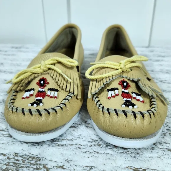 Minnetonka &quot;Thunderbird Animikii Moccasin Boat Shoe&quot; Beaded Leather | Women's 10
