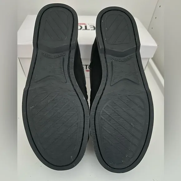 Minnetonka Black Suede Leather Slip-On Boat Shoes, Moccasins, Mens Size 7.5