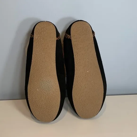 Minnetonka Chrissy Moccasins NEW!