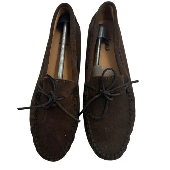 Minnetonka Classic Driver Moccasin Size 10.5 Brown Suede