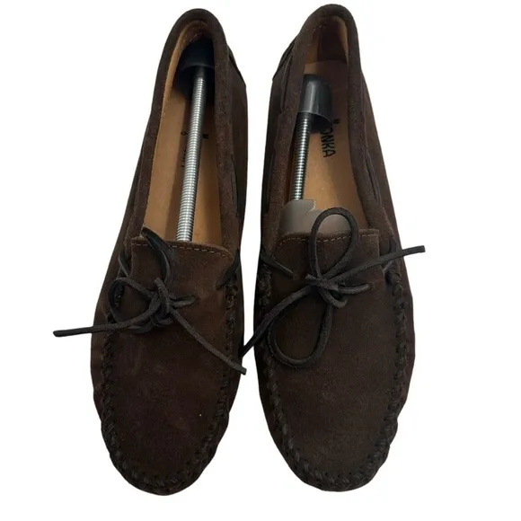 Minnetonka Classic Driver Moccasin Size 10.5 Brown Suede