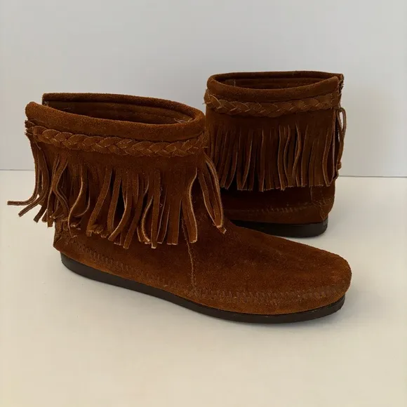 Minnetonka Fringe Moccasins Brown 8