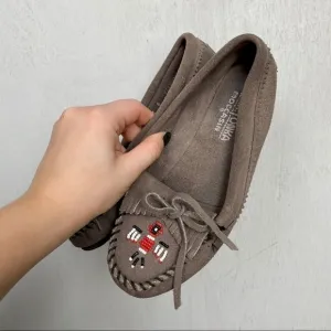 Minnetonka Gray Suede Moccasins | Beaded Slip-On Flats with Bow