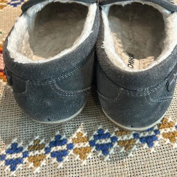 Minnetonka Grey Tilden Moccasins Size 9